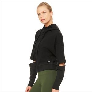 All Yoga Peak Long Sleeve Top. Black size M